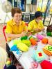 รวมพลคนรักม่วงงาม ร่วมกันทำตุงใยแมงมุม...